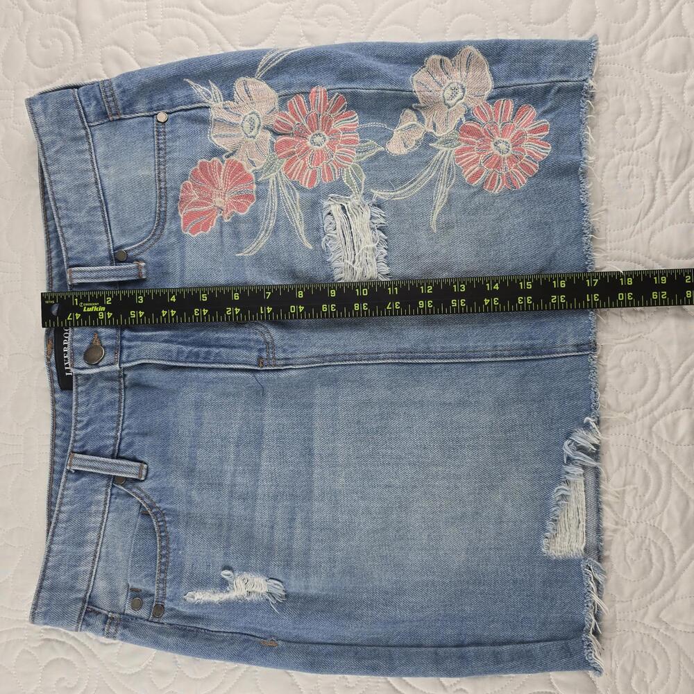 Liverpool Light Blue Denim Mini Skirt with Floral Embroidery size 8/29 - Picture 6 of 7